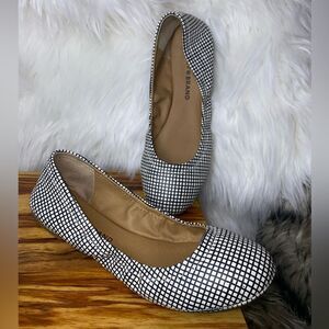 Lucky Brand Emmie Ballet Flats Shoes White with Black Grid Pattern Size 6M/36EU